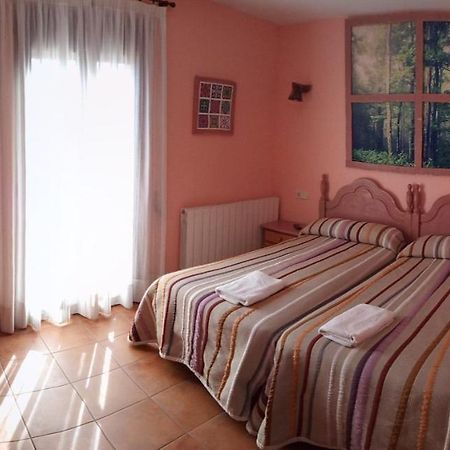 Hostal La Vega Peralejos Екстер'єр фото