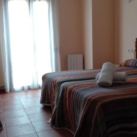 Hostal La Vega Peralejos Екстер'єр фото